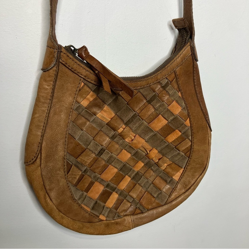 Vintage lucky brand woven leather crossbody bag small/med size